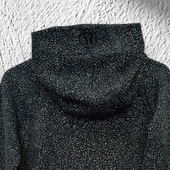 Lululemon Scuba Hoodie - Picture 7 of 13